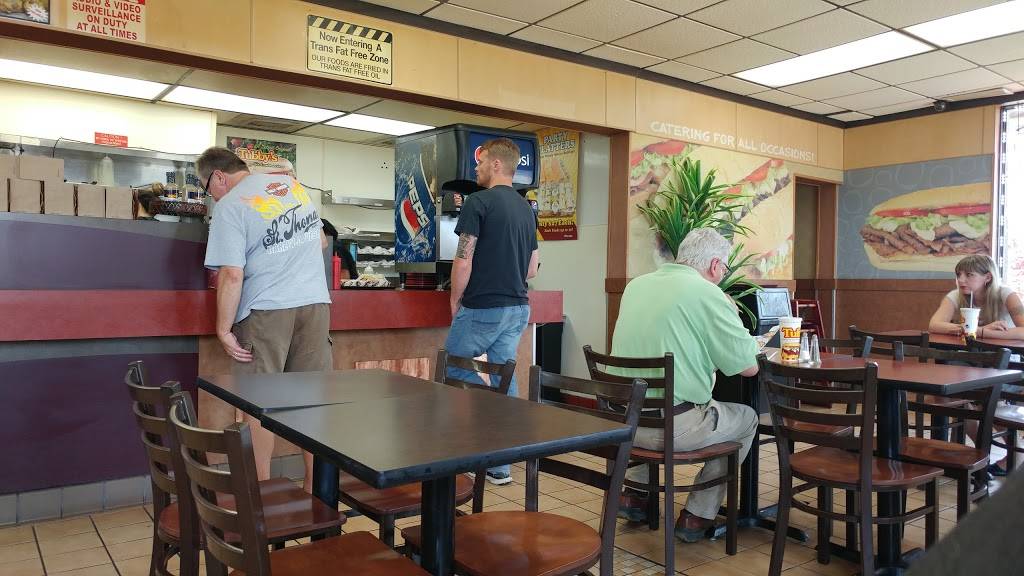 Tubbys | meal delivery | 2700 W 14 Mile Rd, Royal Oak, MI 48073, USA | 2482800220 OR +1 248-280-0220