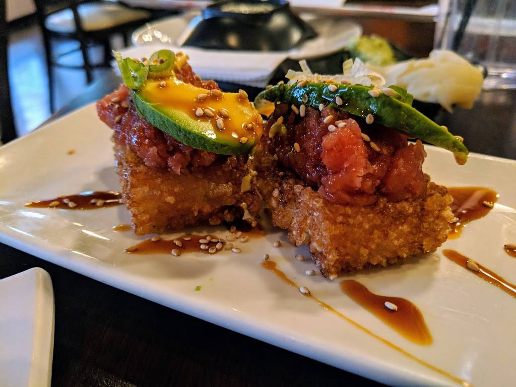 MAMA M SUSHI | restaurant | 29 E Holly St, Pasadena, CA 91103, USA | 6265681500 OR +1 626-568-1500