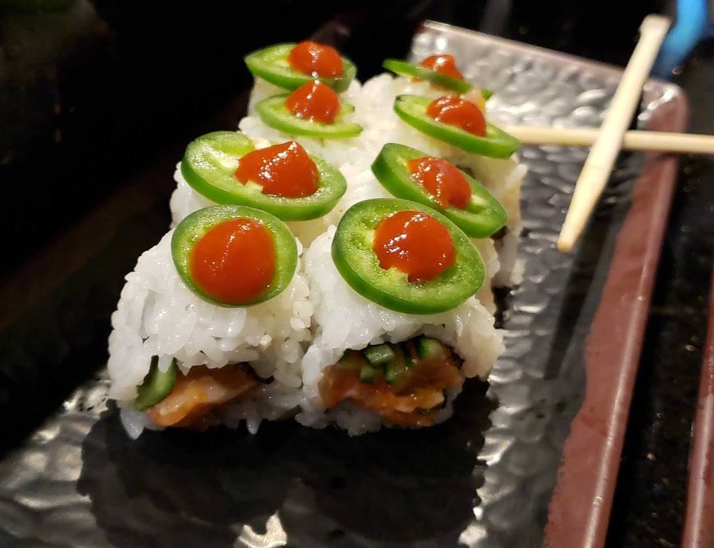 Sumo Sushi II | restaurant | 8795 W Warm Springs Rd # 105-106, Las Vegas, NV 89148, USA | 7022627866 OR +1 702-262-7866