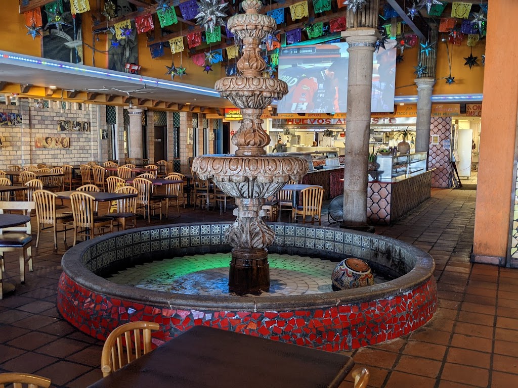 Ponchos Restaurant | restaurant | 601 W Expy 83, McAllen, TX 78503, USA | 9566302237 OR +1 956-630-2237