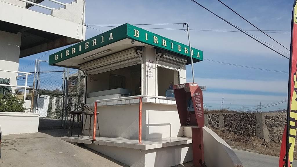 Birria Y Cabeza De Res "El Lic" | restaurant | Av Los Cuñados 3058 int 3, Sta Lucia, 22705 Rosarito, B.C., Mexico | 016611190829 OR +52 661 119 0829