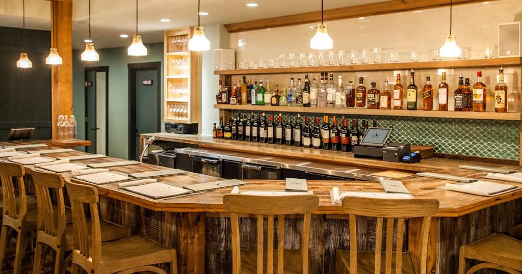 Sea House | restaurant | 765 Boston Post Rd, Madison, CT 06443, USA | 2034212459 OR +1 203-421-2459