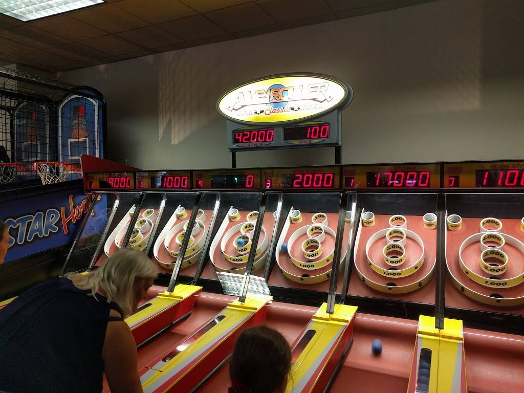 Chuck E. Cheese | restaurant | 4994 Harlem Rd, Amherst, NY 14226, USA | 7168393543 OR +1 716-839-3543