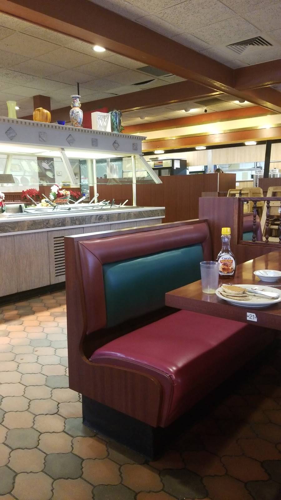 Alberts Family Dining | restaurant | 7726 Cooley Lake Rd, Waterford Twp, MI 48327, USA | 2483631573 OR +1 248-363-1573