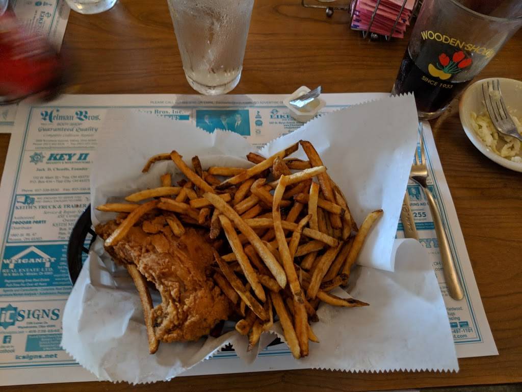 Wooden Shoe Inn | restaurant | 6 N Main St, Minster, OH 45865, USA | 4196282349 OR +1 419-628-2349