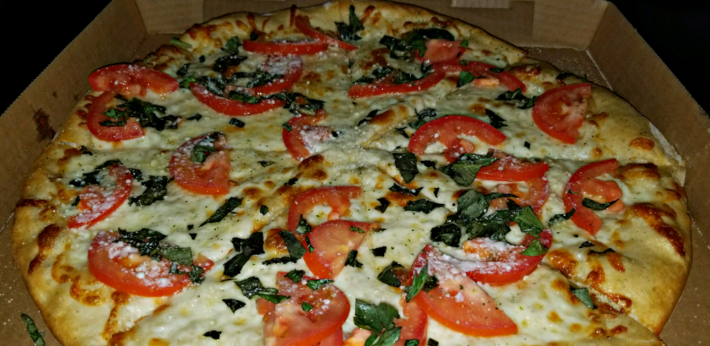 Da’ Crust Pizza and kitchen Las Vegas | meal takeaway | 2555 Wigwam Pkwy, Henderson, NV 89074, USA | 7025657575 OR +1 702-565-7575
