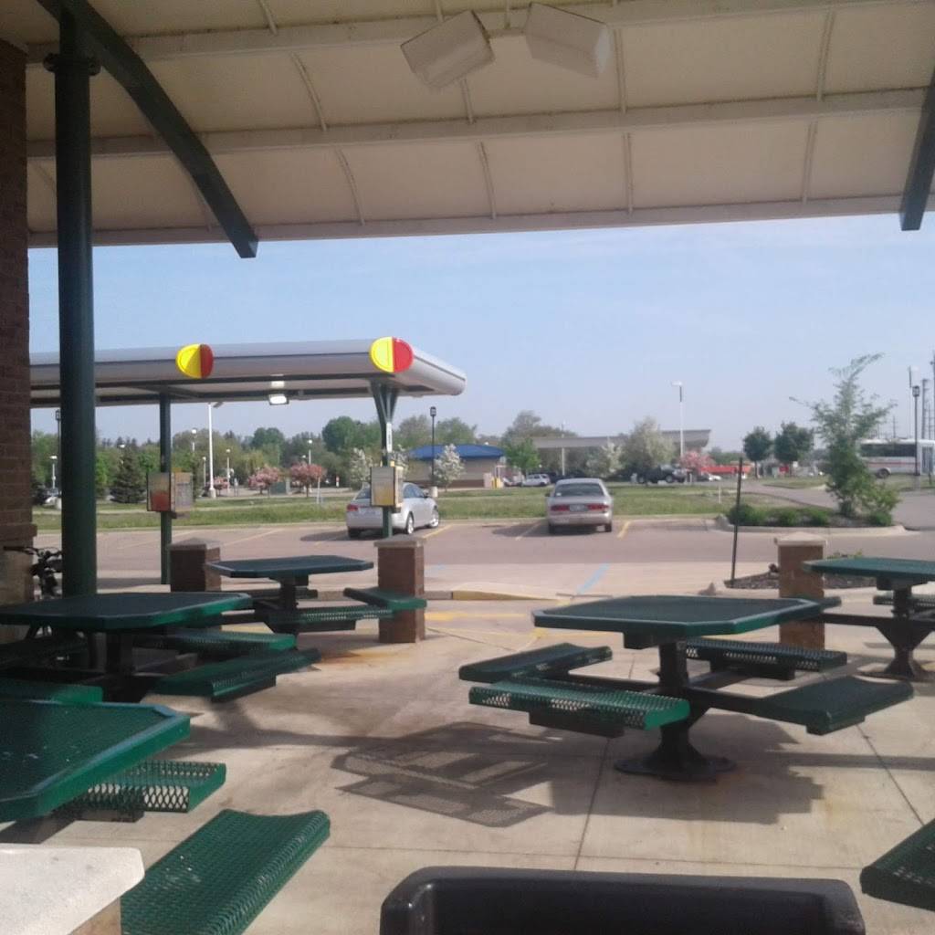 Sonic Drive-In | restaurant | 40257 S Groesbeck Hwy, Clinton Twp, MI 48036, USA | 5864631030 OR +1 586-463-1030