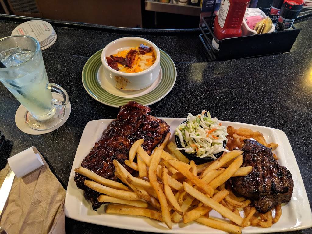 Applebees Grill + Bar | restaurant | 311 Plymouth Ave, Fall River, MA 02721, USA | 5086751110 OR +1 508-675-1110