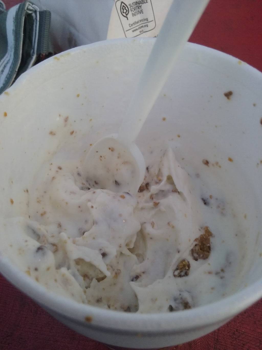 Tinys Dairy Barn | restaurant | 1051 N Shoop Ave, Wauseon, OH 43567, USA | 4193358762 OR +1 419-335-8762