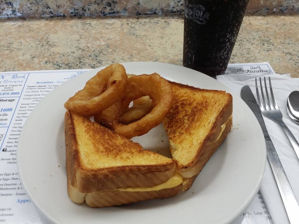 Thompson Dairyland & Restaurant | restaurant | 7519 Columbus Rd NE, Louisville, OH 44641, USA | 3308758111 OR +1 330-875-8111