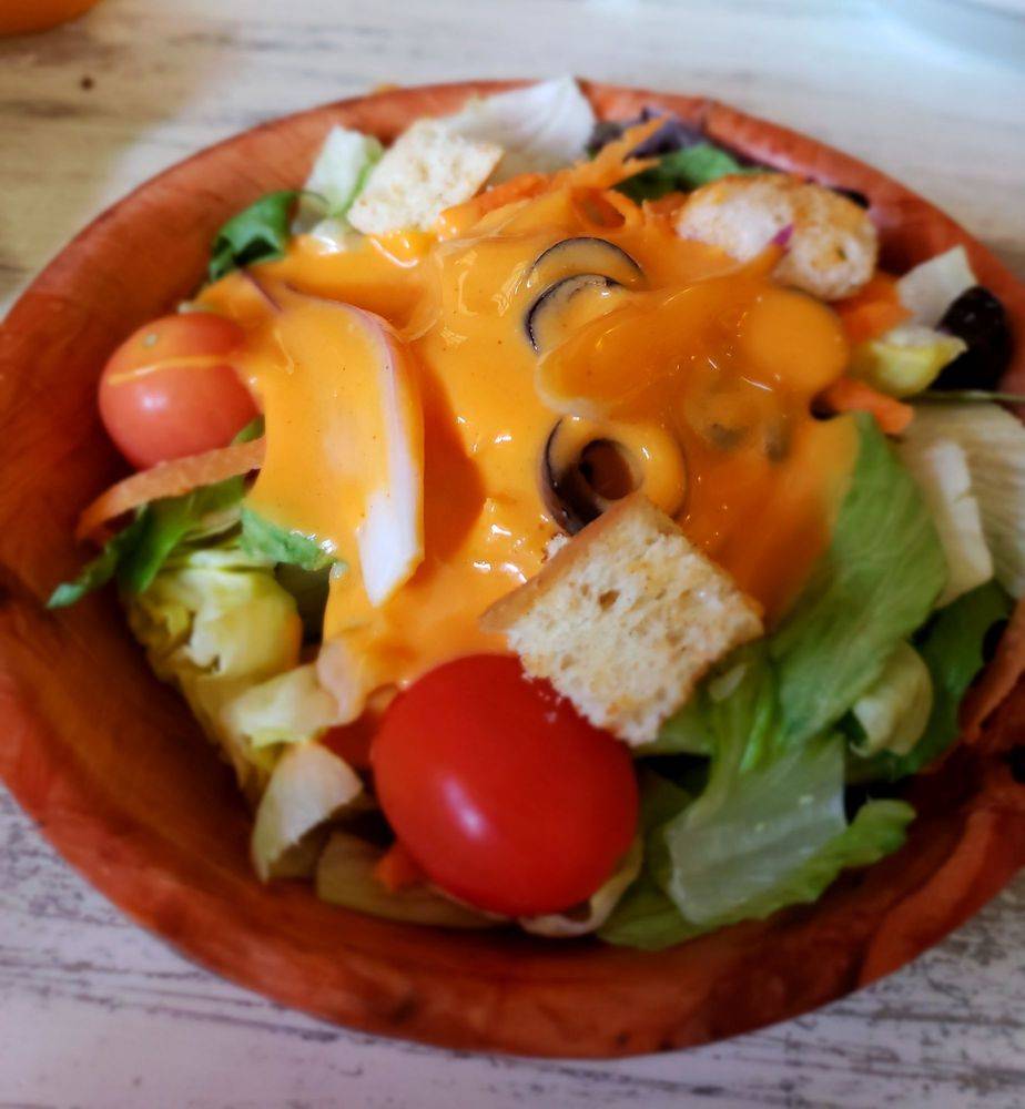 Lasses Restaurant | restaurant | 611 Bridgeport Ave, Milford, CT 06460, USA | 2038749574 OR +1 203-874-9574