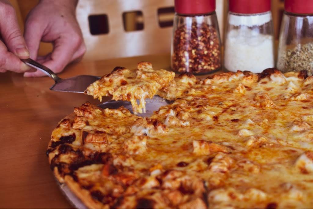 Doreens Pizzeria | meal delivery | 13201 S Baltimore Ave, Chicago, IL 60633, USA | 7736460063 OR +1 773-646-0063