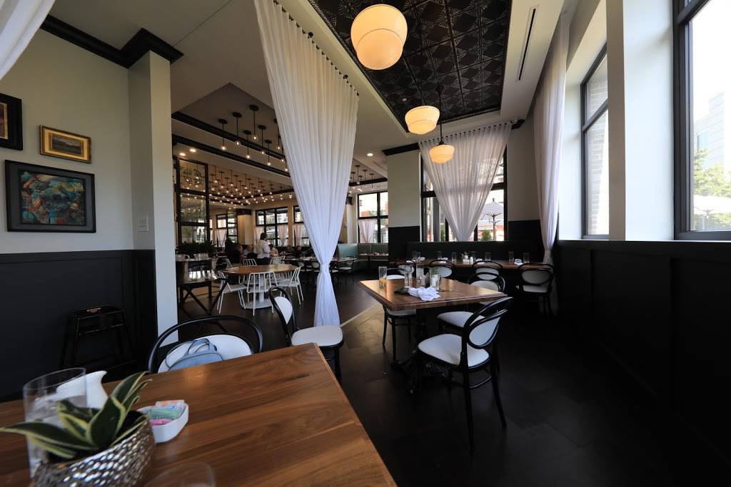 Whitebird | restaurant | 102 Walnut St, Chattanooga, TN 37403, USA | 4237135900 OR +1 423-713-5900