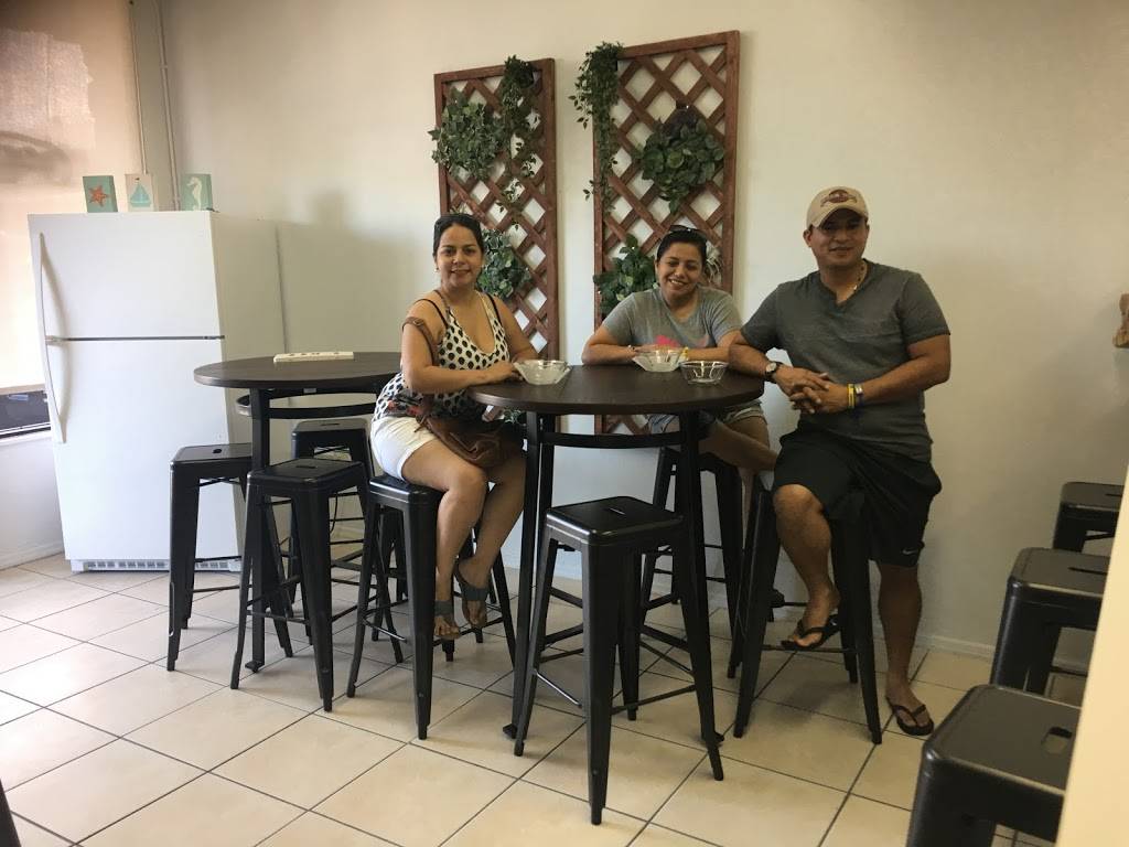 Casa Del Mar Cevicheria Ecuatoriana | restaurant | 626 E Vine St, Kissimmee, FL 34744, USA | 4074837838 OR +1 407-483-7838