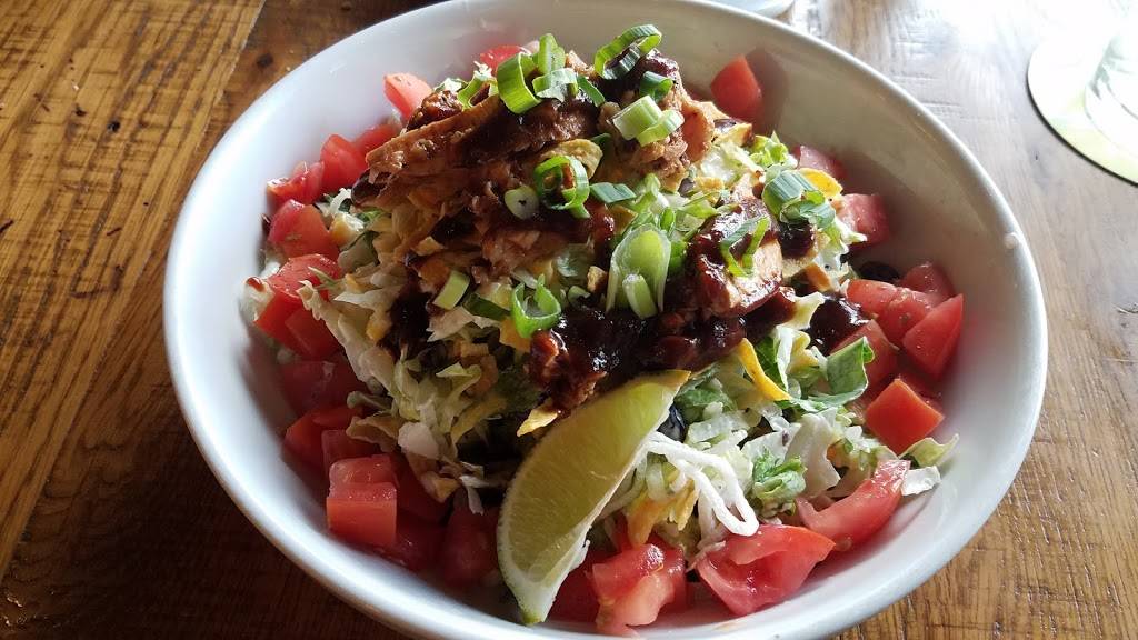 California Pizza Kitchen at Burbank | restaurant | 601 N San Fernando Blvd, Burbank, CA 91502, USA | 8189722589 OR +1 818-972-2589