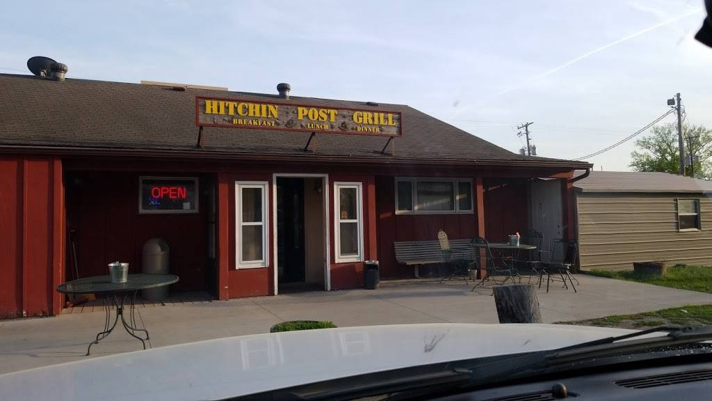 Hitchin Post Bar And Grill | restaurant | 201 Warren St, Bevington, IA 50033, USA | 5154621908 OR +1 515-462-1908