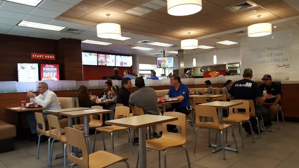Wendys | restaurant | 8601 Summit Centre Way, Orlando, FL 32810, USA | 4076670199 OR +1 407-667-0199