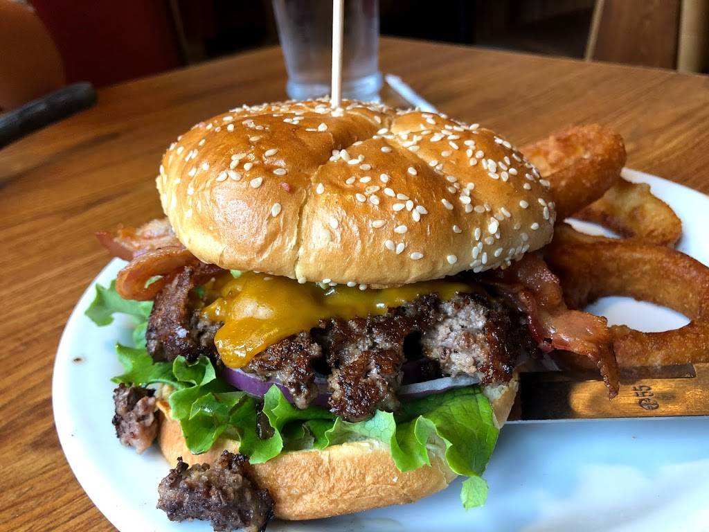 Dennys | meal takeaway | 208 Kapahulu Ave, Honolulu, HI 96815, USA | 8089222500 OR +1 808-922-2500