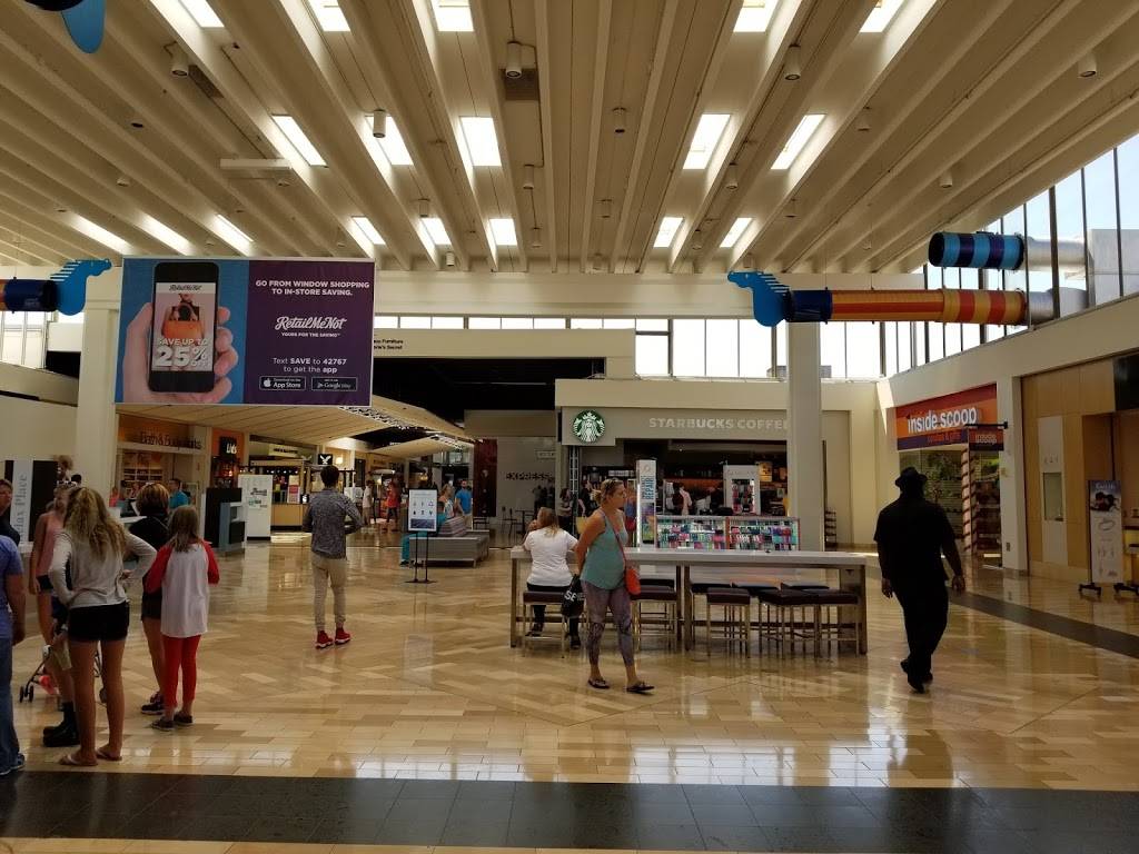 Starbucks | cafe | 5000 Shelbyville Rd #1527, Louisville, KY 40207, USA | 5022599591 OR +1 502-259-9591