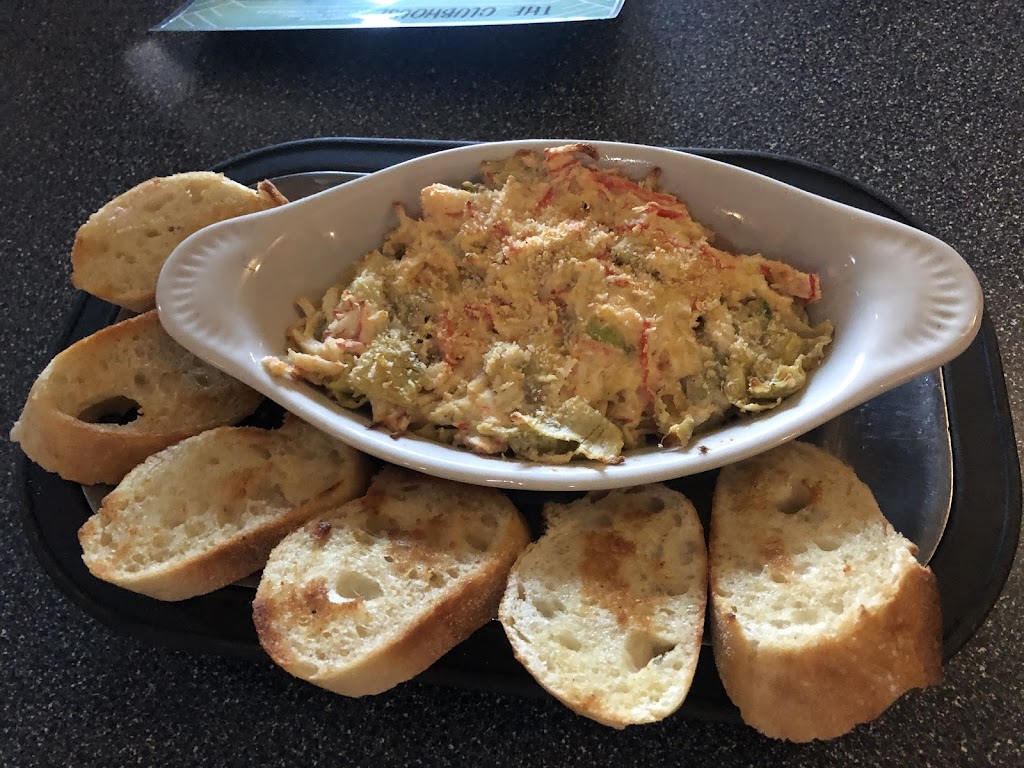 The Clubhouse at Harbor | restaurant | 601 Harbor Isle Blvd, Klamath Falls, OR 97601, USA | 5418872450 OR +1 541-887-2450