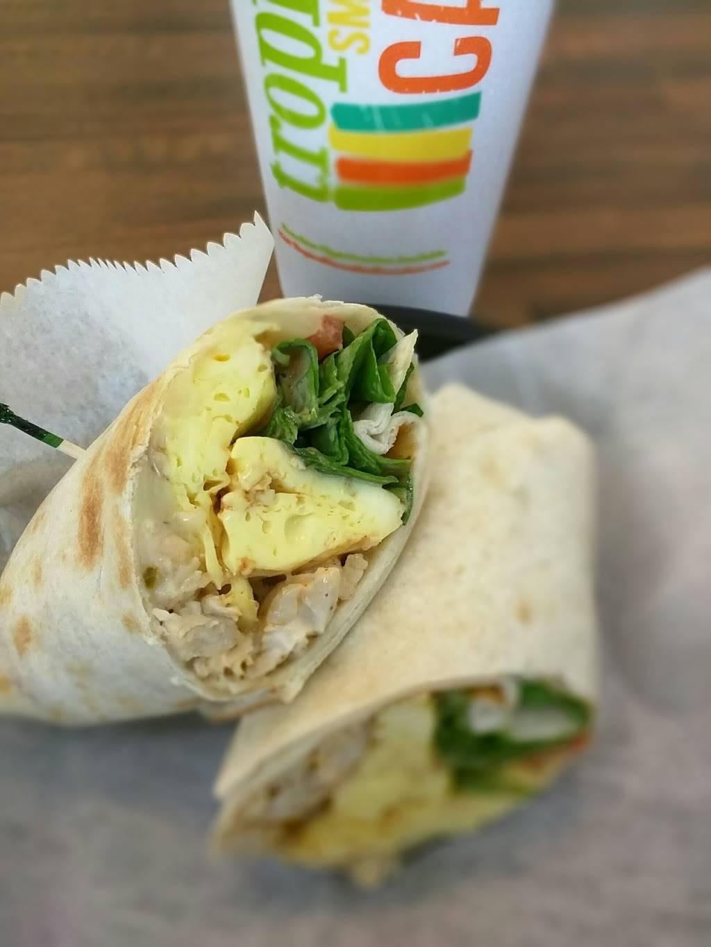 Tropical Smoothie Cafe | restaurant | 20598 Easthampton Plaza, Ashburn, VA 20147, USA | 7037232533 OR +1 703-723-2533