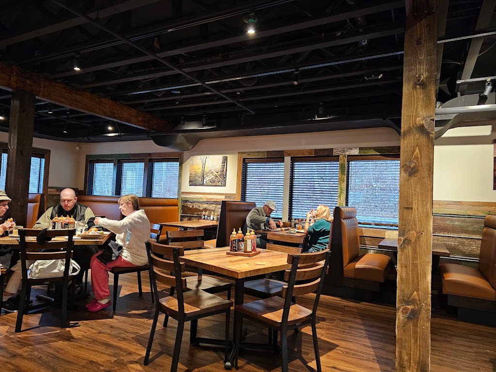 Southern Craft Barbecue | restaurant | 2620 E Andrew Johnson Hwy, Greeneville, TN 37745, USA | 4235255301 OR +1 423-525-5301