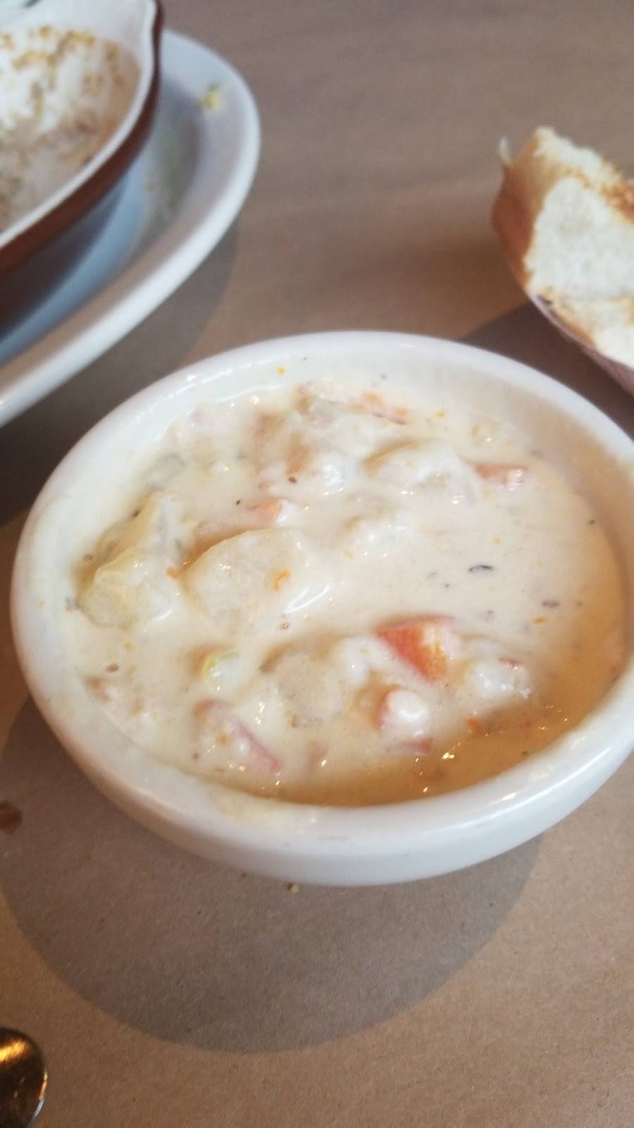 Shucks Fish House & Oyster Bar | restaurant | 1911 Leavenworth St, Omaha, NE 68102, USA | 4026145544 OR +1 402-614-5544