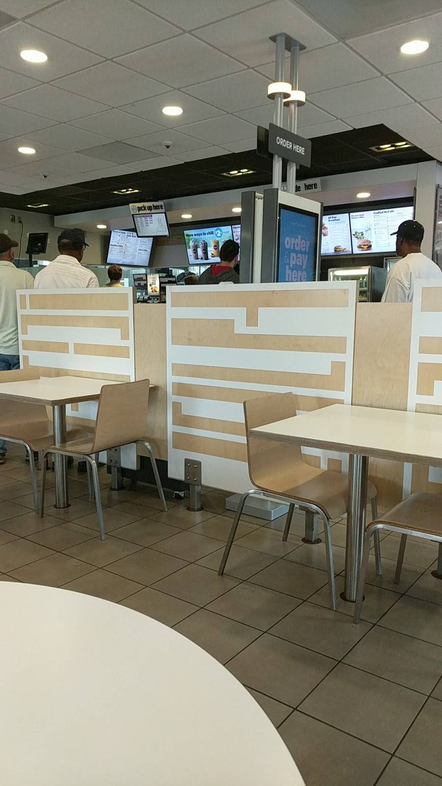 McDonalds | cafe | 810 Reece Rd, Severn, MD 21144, USA | 4105510301 OR +1 410-551-0301