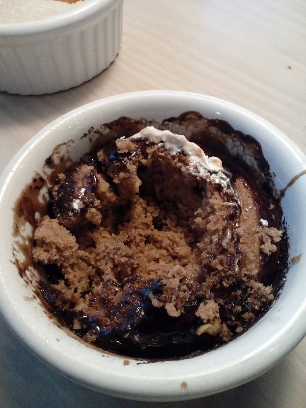 HomeTown Buffet | restaurant | 127 W Valley Blvd, Rialto, CA 92376, USA | 9094219688 OR +1 909-421-9688