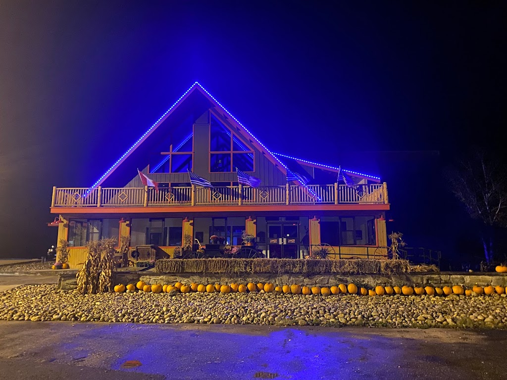 Frontier Town Gateway | restaurant | 4010 Blue Ridge Rd, North Hudson, NY 12855, USA | 5185320600 OR +1 518-532-0600