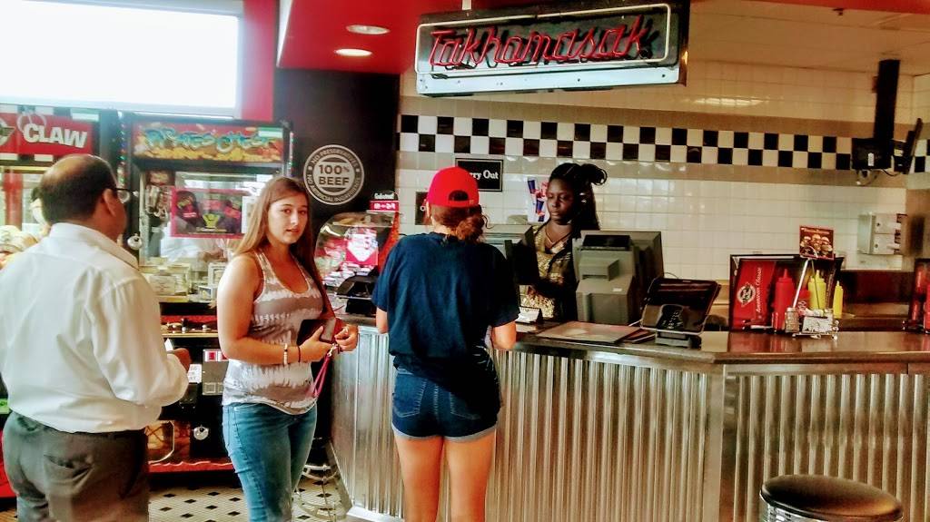 Steak n Shake | restaurant | 2121 Willow Rd, Glenview, IL 60025, USA | 8477298911 OR +1 847-729-8911