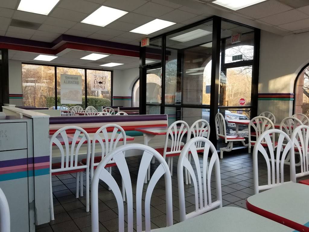 Taco Bell | meal takeaway | 5661 Burke Centre Pkwy, Burke, VA 22015, USA | 7032390047 OR +1 703-239-0047