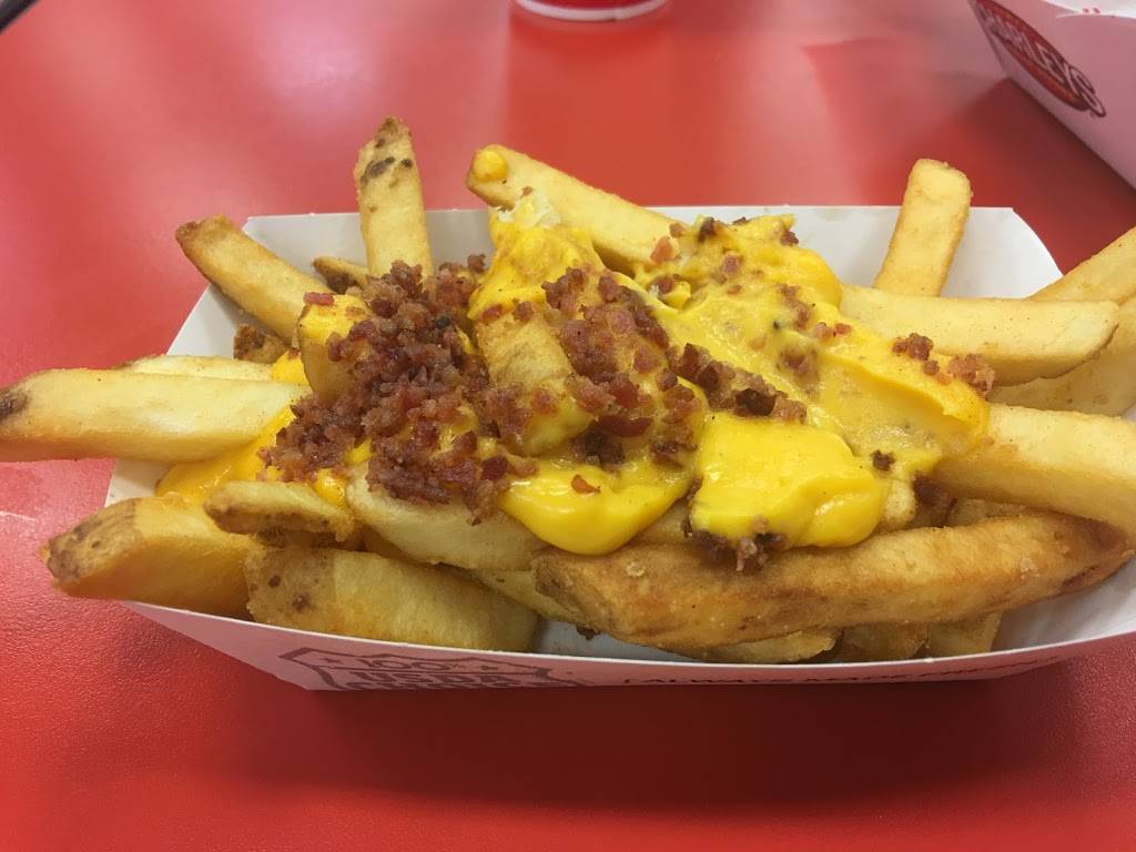 Charleys Philly Steaks | restaurant | 8651 John J Kingman Rd, Fort Belvoir, VA 22060, USA | 7038065655 OR +1 703-806-5655