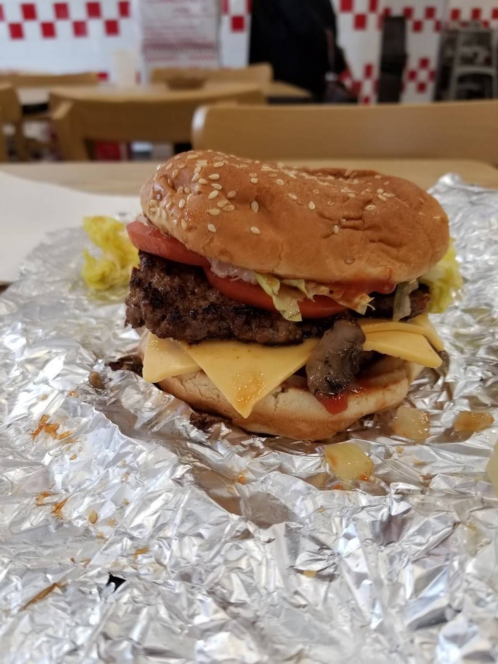 Five Guys | meal takeaway | 5442 Ygnacio Valley Rd, Concord, CA 94521, USA | 9256726030 OR +1 925-672-6030