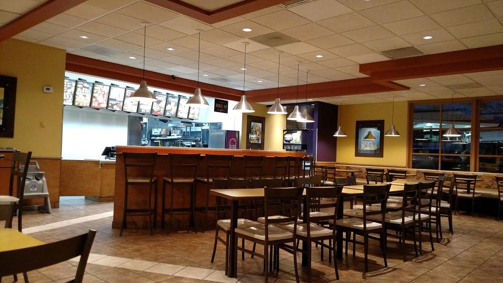 Taco Bell | meal takeaway | 31491 Santa Margarita Pkwy, Rancho Santa Margarita, CA 92688, USA | 9495897317 OR +1 949-589-7317