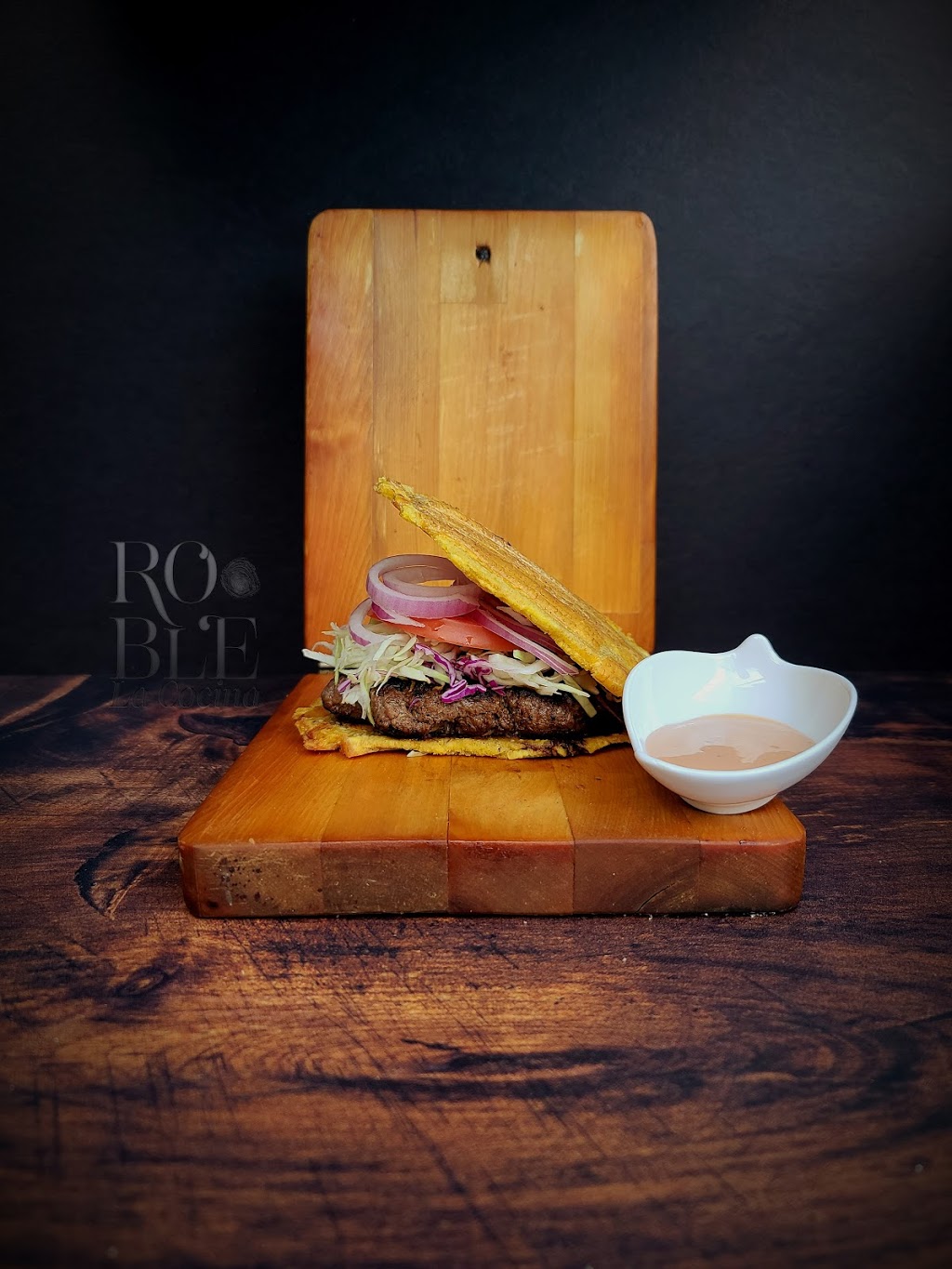 Roble La Cocina | restaurant | 5625 Memorial Hwy, Tampa, FL 33615, USA | 8135205057 OR +1 813-520-5057