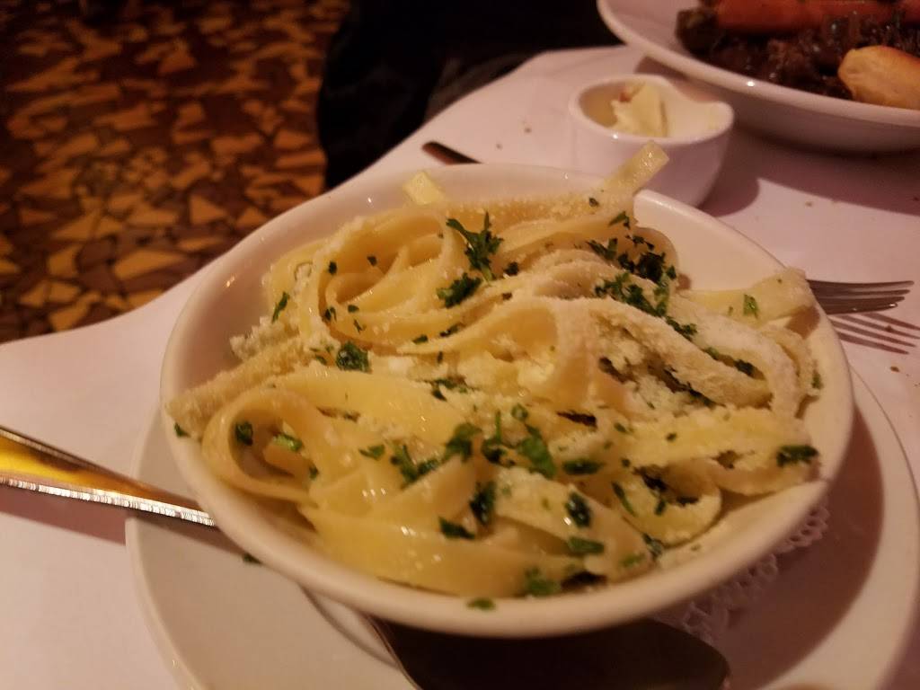 ChouChou French Bistro | restaurant | 400 Dewey Blvd, San Francisco, CA 94116, USA | 4152420960 OR +1 415-242-0960