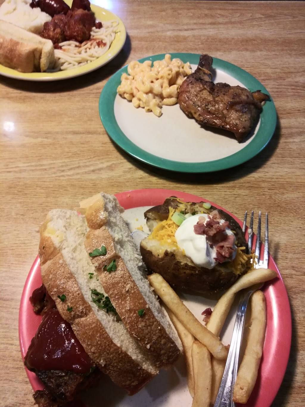 HomeTown Buffet | restaurant | 408 N Capitol Ave, San Jose, CA 95133, USA | 4082547740 OR +1 408-254-7740