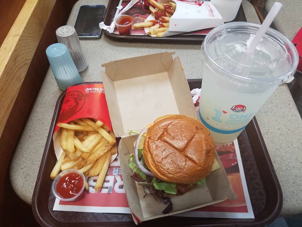 Wendys | restaurant | 3810 S Post Rd, Indianapolis, IN 46239, USA | 3178626547 OR +1 317-862-6547