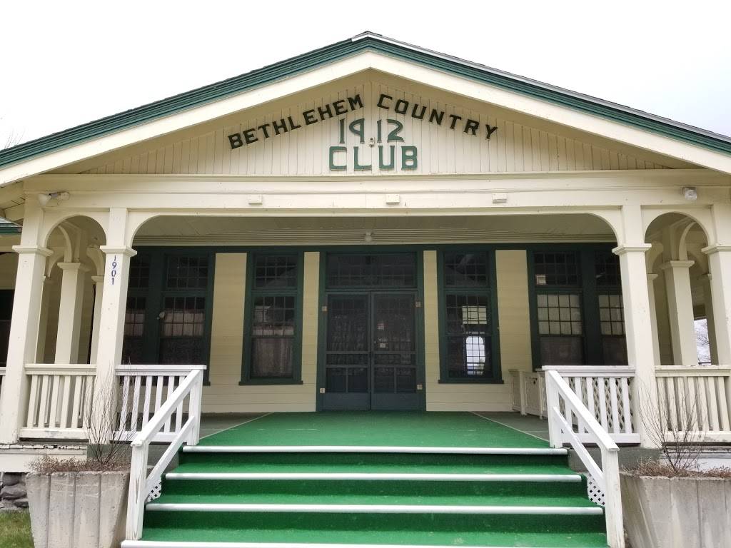 Top of the Hill Pub & Grill | restaurant | 1901 Main Street, Street Level, Bethlehem, NH 03574, USA | 6038695556 OR +1 603-869-5556