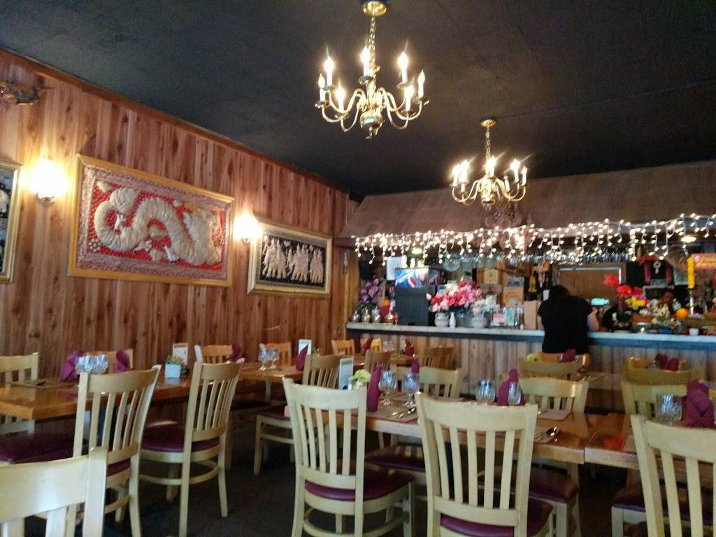 Lemongrass | restaurant | 125 Main St, New Paltz, NY 12561, USA | 8456338678 OR +1 845-633-8678