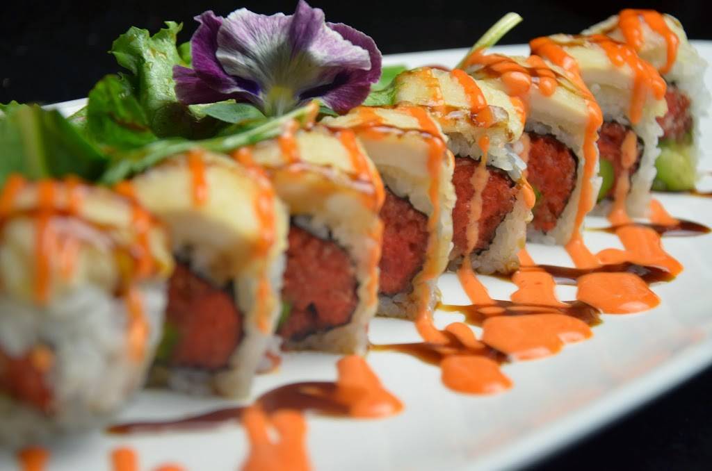 Nishiki Hibachi Restaurant | restaurant | 329 Independence Plaza, Selden, NY 11784, USA | 6316989888 OR +1 631-698-9888