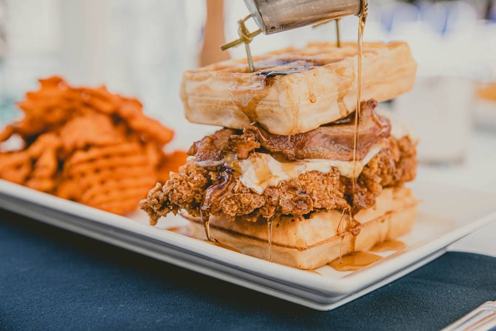 Marker 14 | restaurant | 400 Treasure Island Causeway, Treasure Island, FL 33706, USA | 7273674511 OR +1 727-367-4511