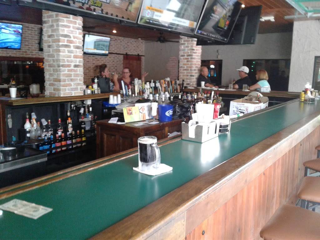 Jeremiahs | restaurant | 500 N Highland St, Mt Dora, FL 32757, USA | 3523837444 OR +1 352-383-7444