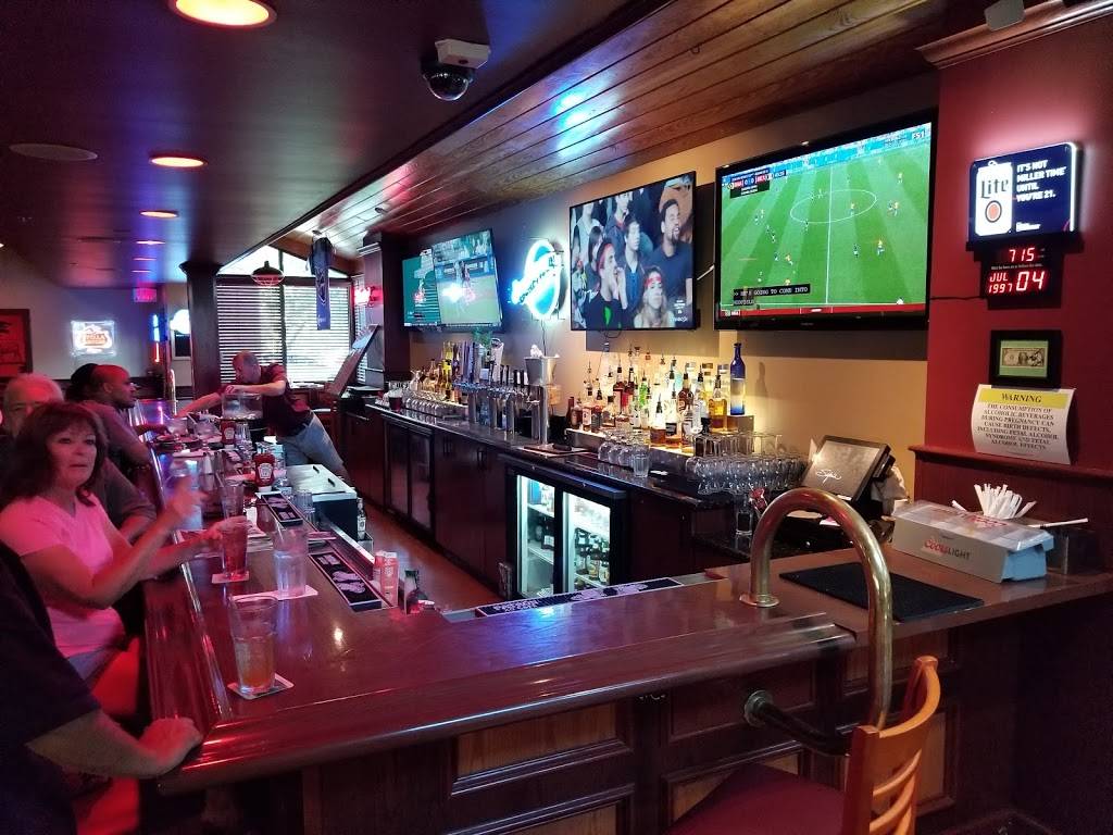 Safaris | restaurant | 230 E Main St, Hendersonville, TN 37075, USA | 6159913958 OR +1 615-991-3958