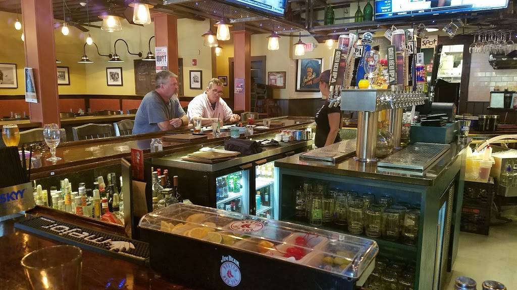 The Spot | restaurant | 19 W Main St, Georgetown, MA 01833, USA | 9783523351 OR +1 978-352-3351