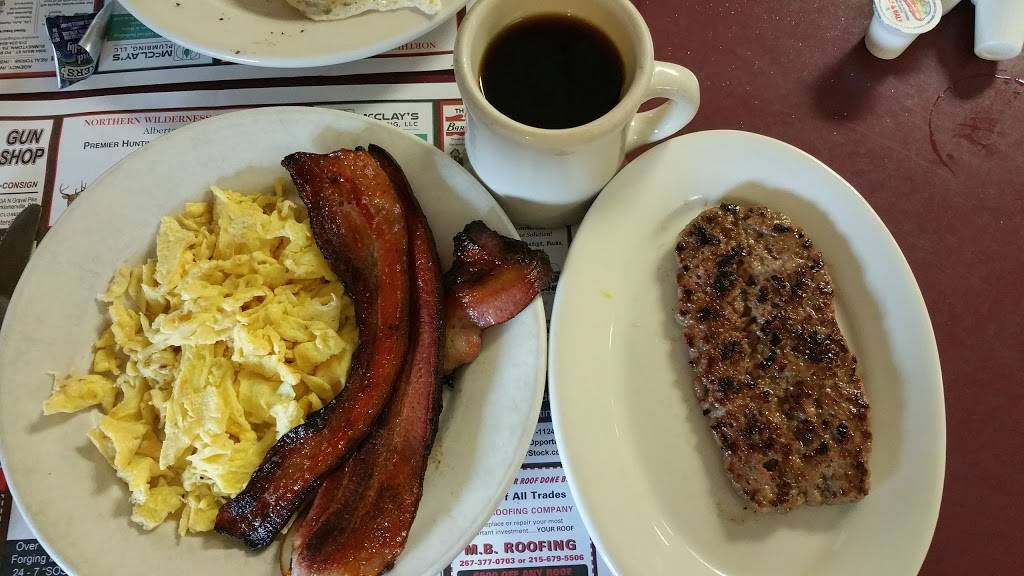 Powderbourne Sportsmans Club | restaurant | 2071 Baus Rd, East Greenville, PA 18041, USA | 2156799860 OR +1 215-679-9860