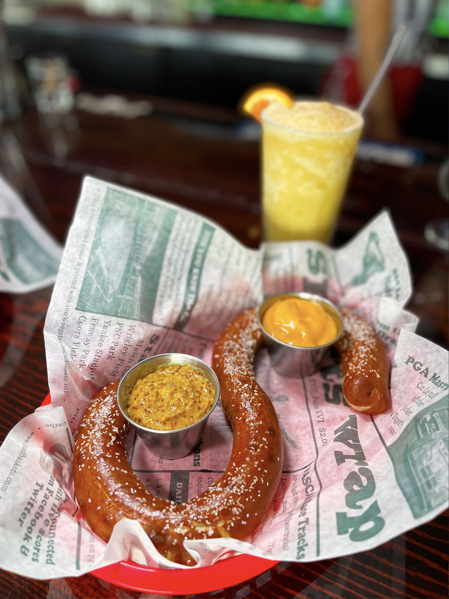 Stadium Sports Pub | restaurant | 563 W Centennial Blvd, Springfield, OR 97477, USA | 5417806102 OR +1 541-780-6102