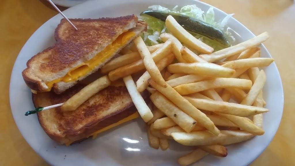 Brandon’s Diner | restaurant | 4714 Green River Rd, Corona, CA 92880, USA | 9517342700 OR +1 951-734-2700