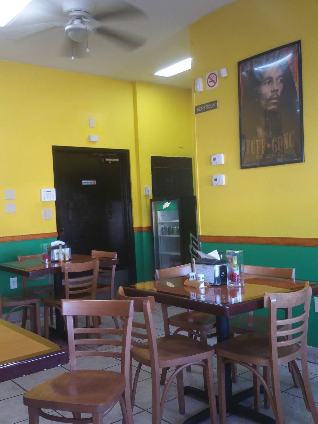 Mercys Jamaican Kitchen | restaurant | 5753 Milgen Rd, Columbus, GA 31907, USA | 7065620303 OR +1 706-562-0303